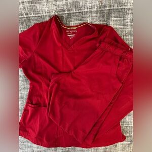 H.H healing hands WORKS SCRUB SET RED size MD